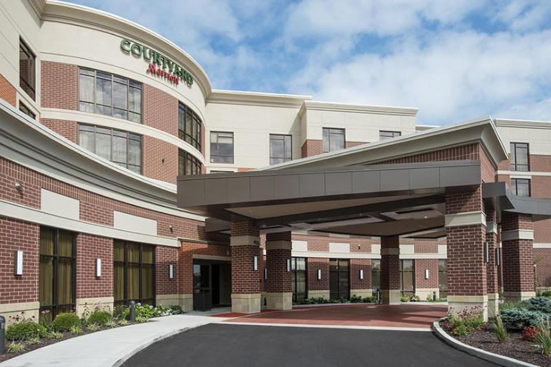 Courtyard By Marriott Cincinnati Midtown/Rookwood Εξωτερικό φωτογραφία