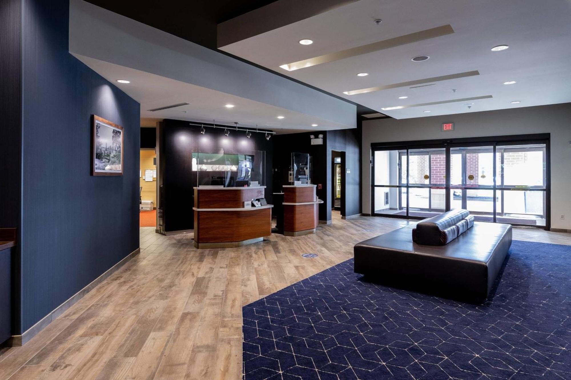 Courtyard By Marriott Cincinnati Midtown/Rookwood Εξωτερικό φωτογραφία