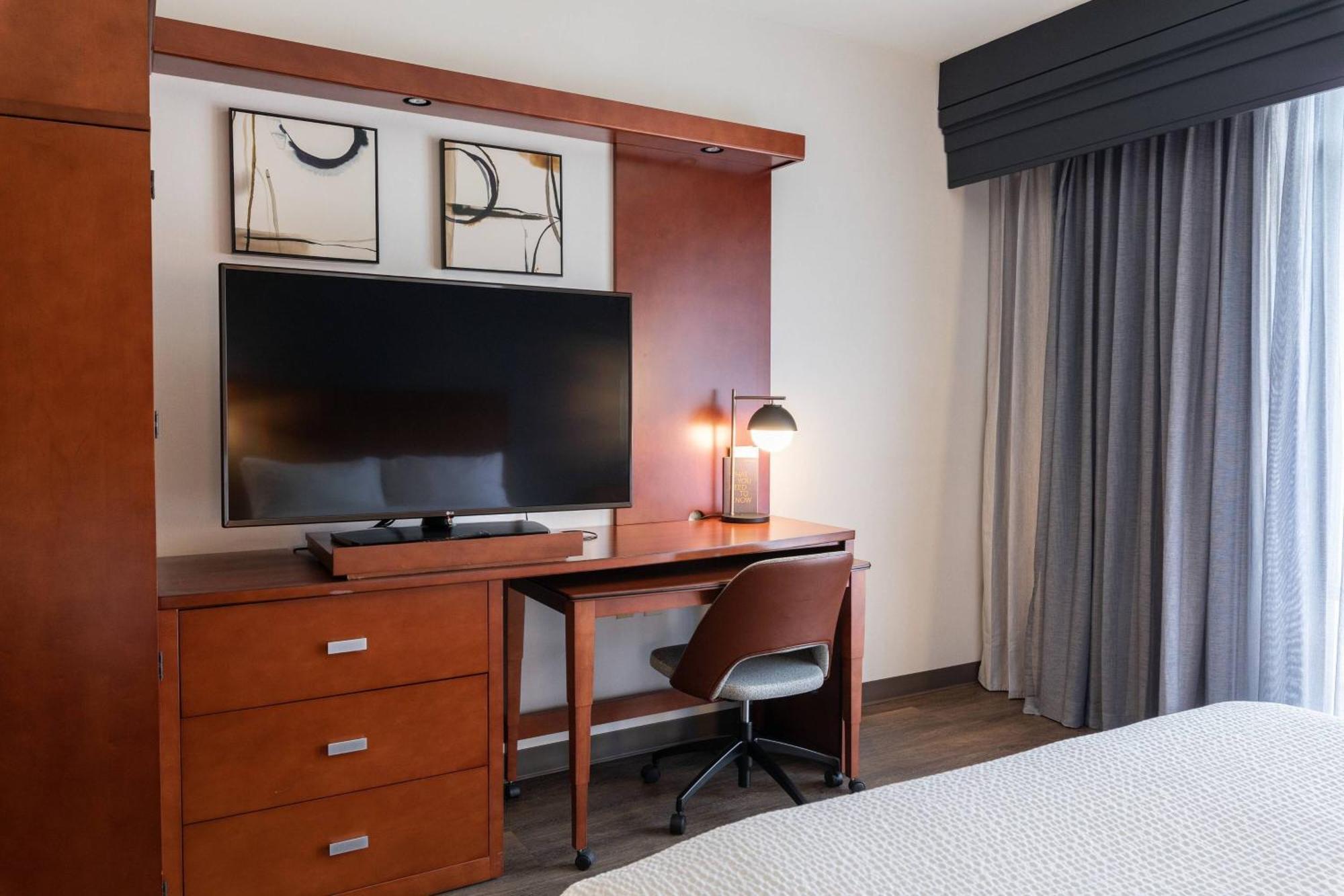 Courtyard By Marriott Cincinnati Midtown/Rookwood Εξωτερικό φωτογραφία