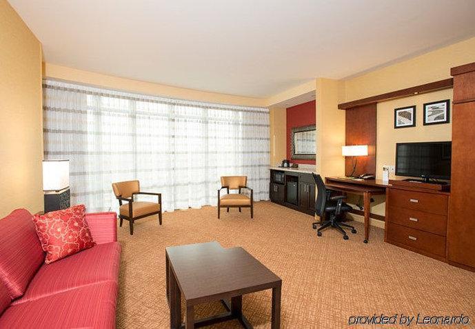 Courtyard By Marriott Cincinnati Midtown/Rookwood Εξωτερικό φωτογραφία