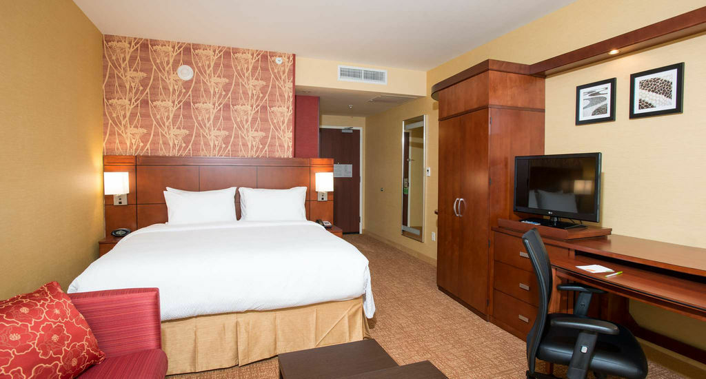 Courtyard By Marriott Cincinnati Midtown/Rookwood Εξωτερικό φωτογραφία
